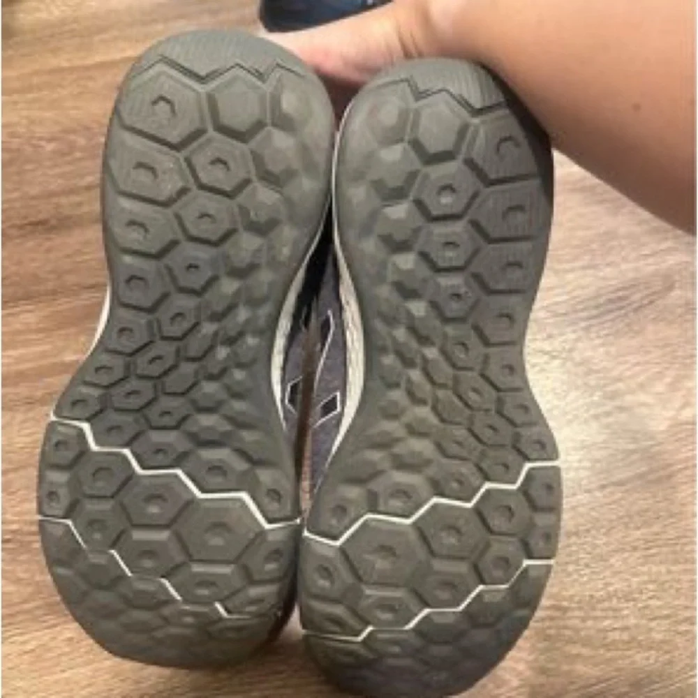 Brand new New Balance men’s tennis shoes - Picture 5 of 5